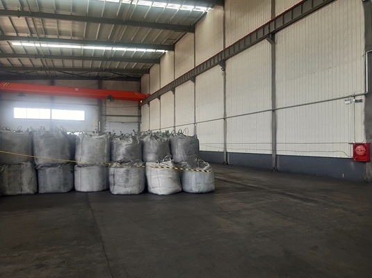 3 میلی متر 6 میلی متر سیاه و سفید کک پت کلسینه 1.5٪ فرار 8٪ خاکستر برای Recarburizer
